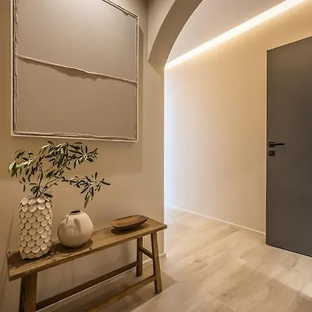 The Sixth - Luxury Penthouse