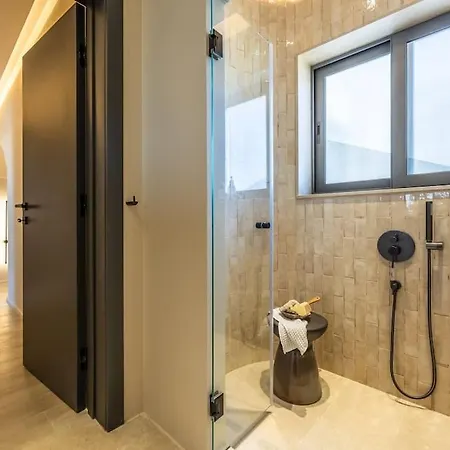 The Sixth - Luxury Penthouse